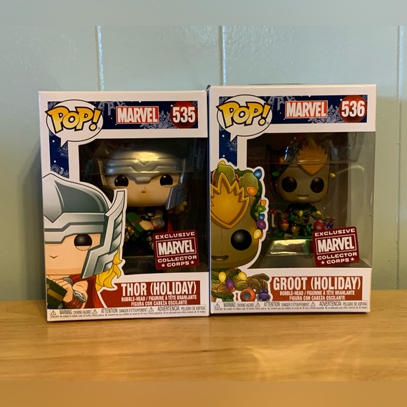 Marvel Collector Corps Hoilday Theme Full Box - Picture 7 of 13